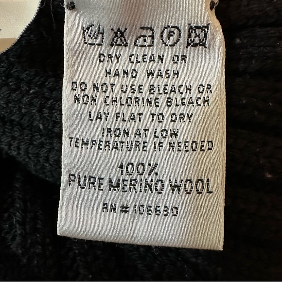 Italmode Made in Italy Ribbed Merino Wool Turtleneck Sweater, Black, Size Small - Picture 10 of 10